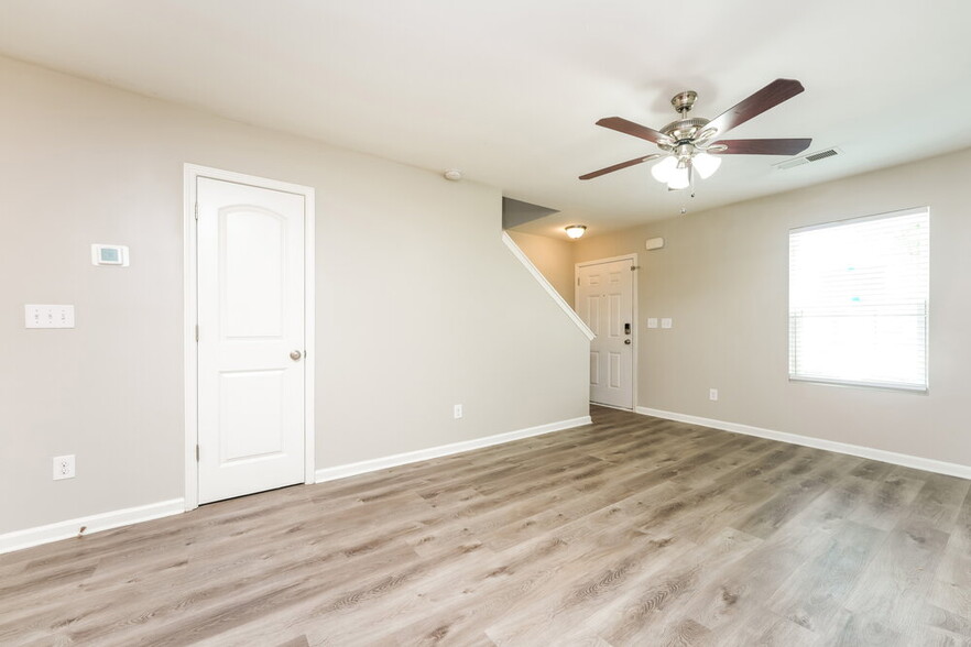 Building Photo - 1223 To Lani Path