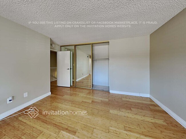 Building Photo - 9645 Karmont Ave