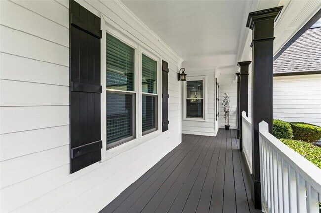Building Photo - 140 Grayland Creek Dr
