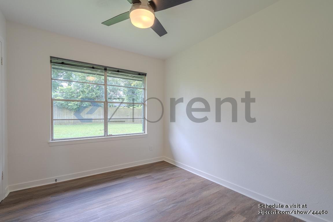 Building Photo - 4111 Beran Dr