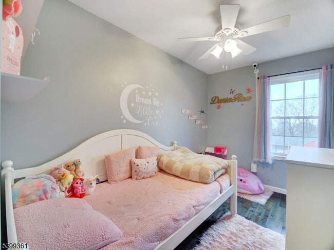 Building Photo - 2 Papakating Rd