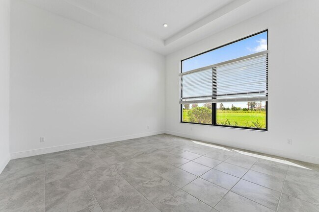 Building Photo - 9333 SW Pepoli Way