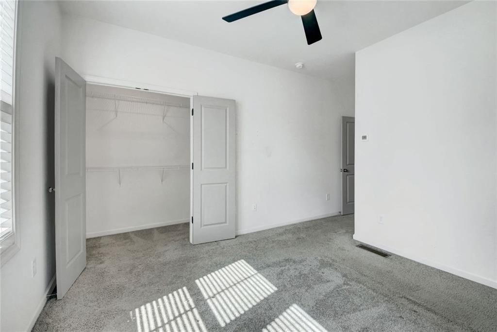 Building Photo - 900 Brees Ct