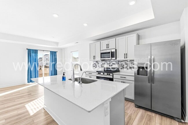 Building Photo - 783 Garrow Dr