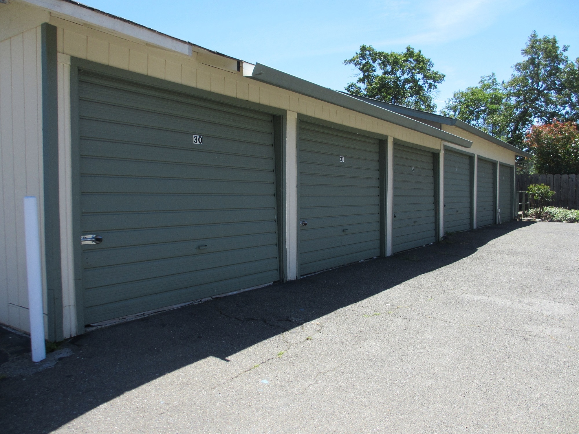 Building Photo - 1721 Azoulay Ct