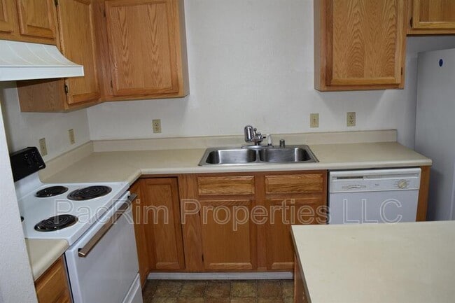 Building Photo - 315 Barrow St