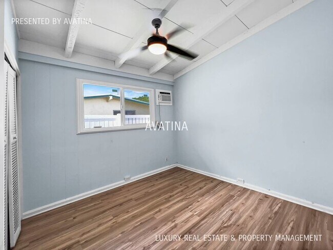 Building Photo - 804 Akumu St