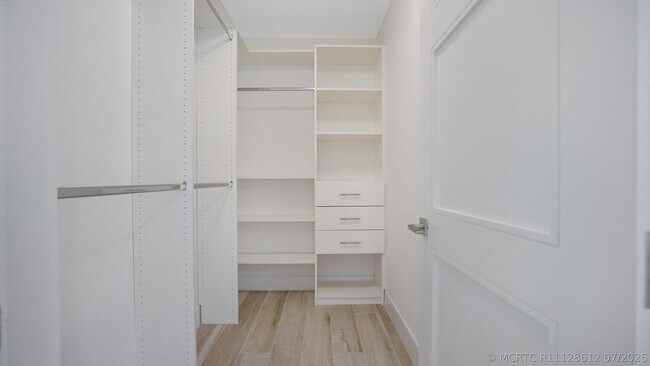 Building Photo - 155 E Boca Raton Rd