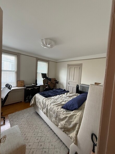 2nd bedroom - 207 Cricket Ave