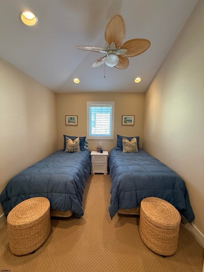 Building Photo - 103 S Andover Ave