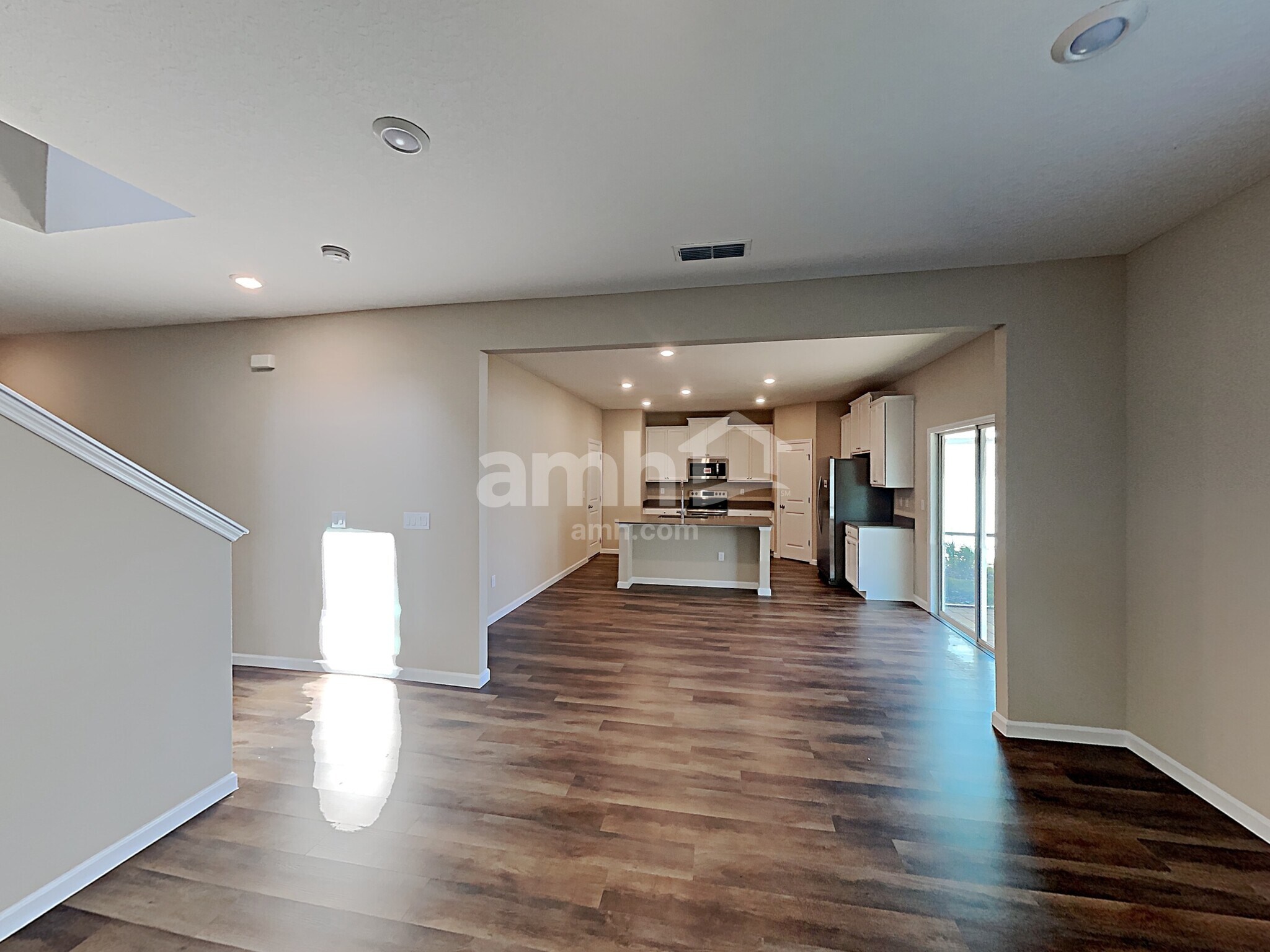 Building Photo - 219 Hemlock Pt