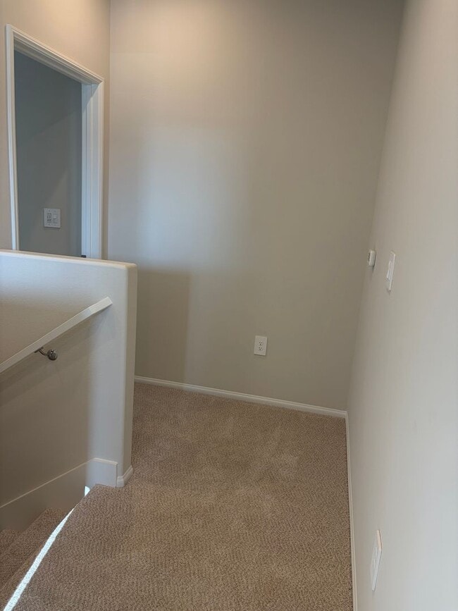 Building Photo - 40100 Campos Elegantes