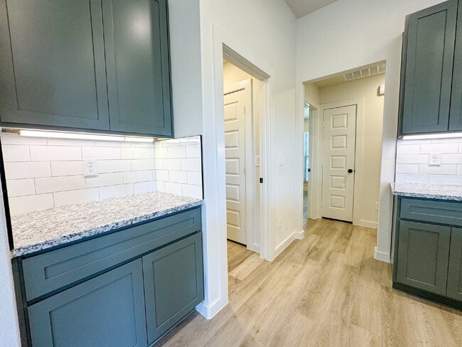 Building Photo - Brand-New Home in Escondido Crossing!