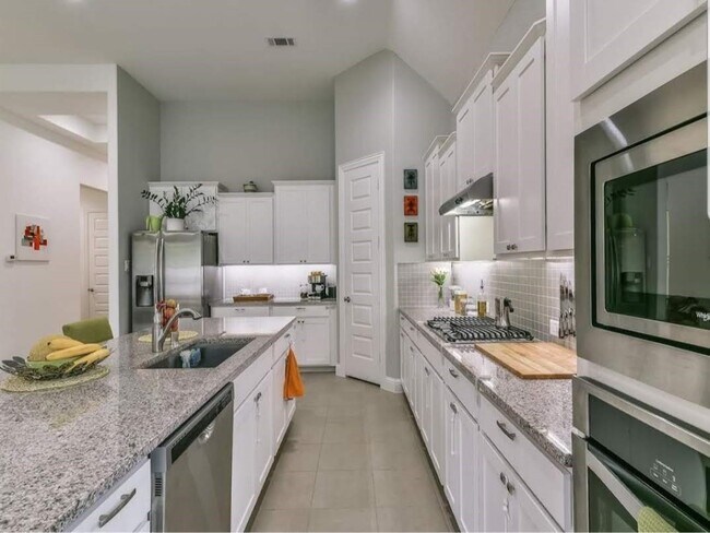 Building Photo - 13326 Lake Chesdin Rd