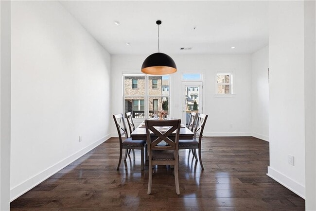 Building Photo - 3573 Parkside Wy