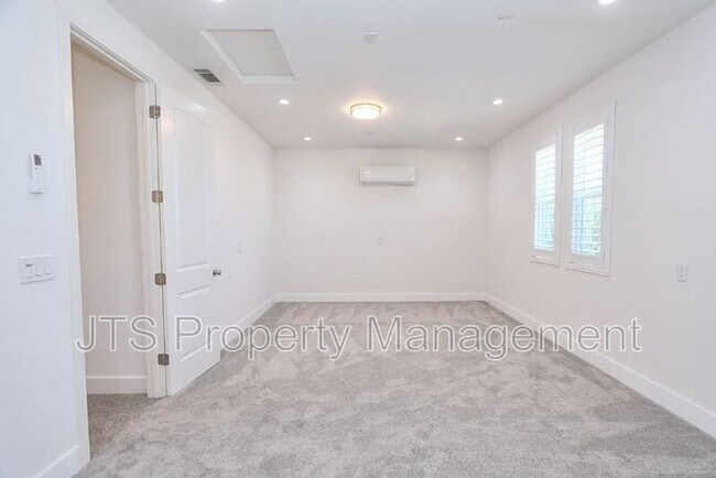Building Photo - 4988 Amina Fair Way