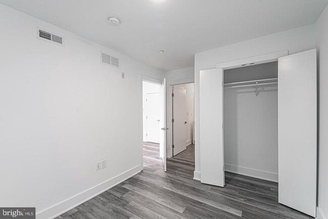 Building Photo - 1524 South St