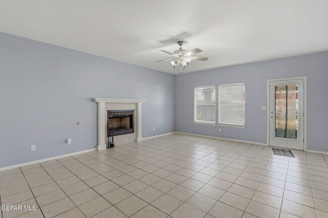 Building Photo - 4321 John B Oblinger Dr