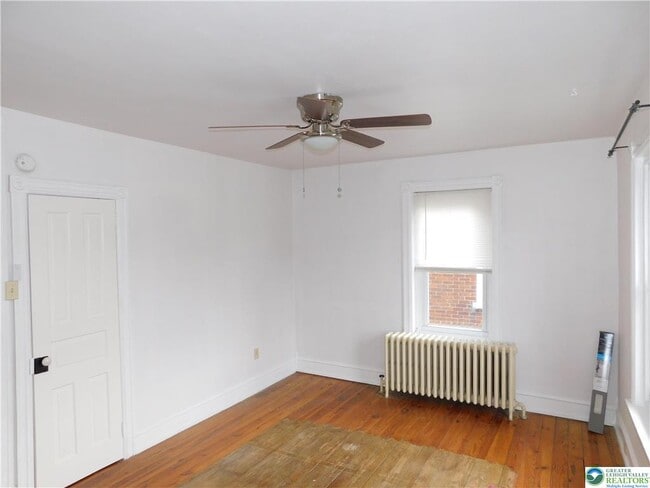 Building Photo - 220 Locust St