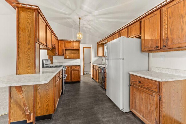 Building Photo - 2611 W 23rd St