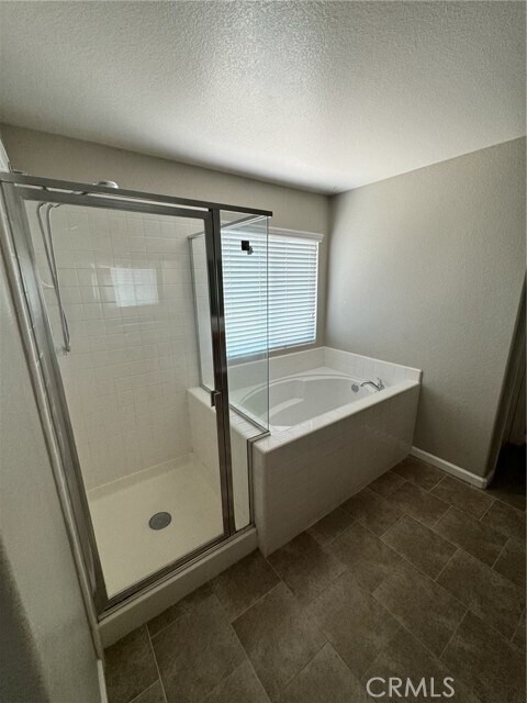 Building Photo - 38422 Clearbrook Dr