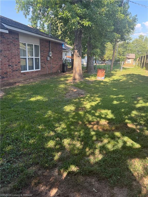 Building Photo - 1503 M Cir