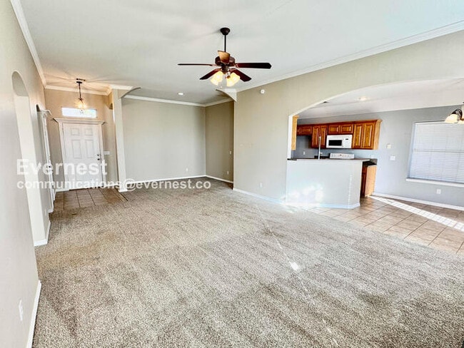 Building Photo - 1412 W 117th St S