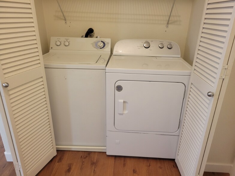 Building Photo - 44734 Adam Ln