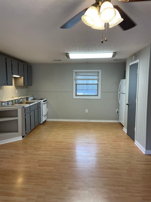 Building Photo - 799 Haynes Rd