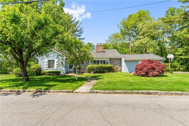 Primary Photo - 372 Heathcote Rd