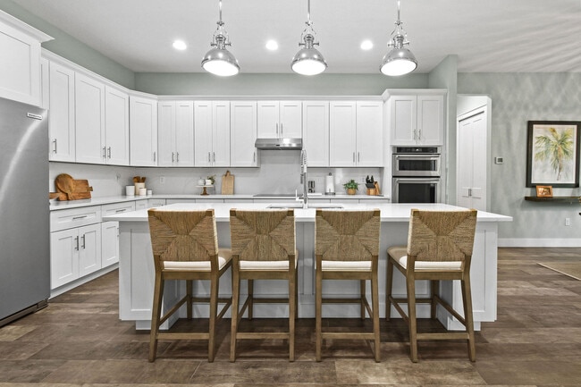 Building Photo - 2532 SE Jason Pl