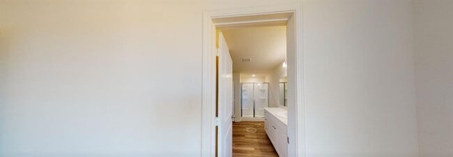 Building Photo - 384 Enforcer Lp