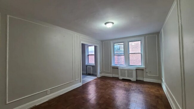 Primary Photo - 6820 Ludlow St