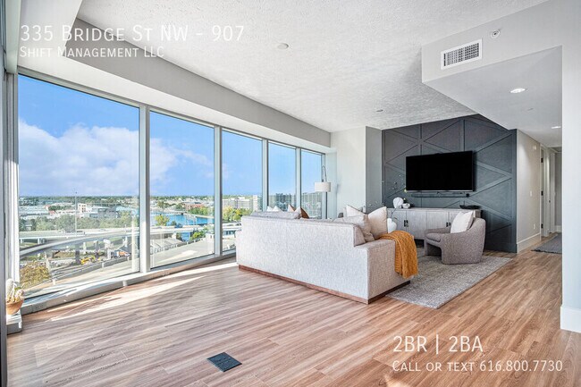 Building Photo - 335 Bridge St NW