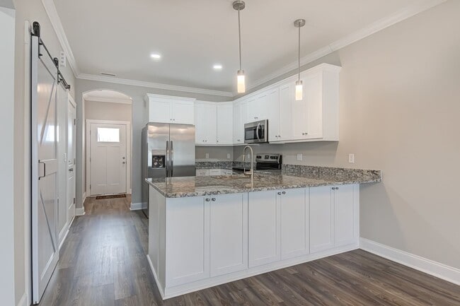 Building Photo - Charming New Build with Luxury Finishes, Covered Patio & Spacious Primary Suite