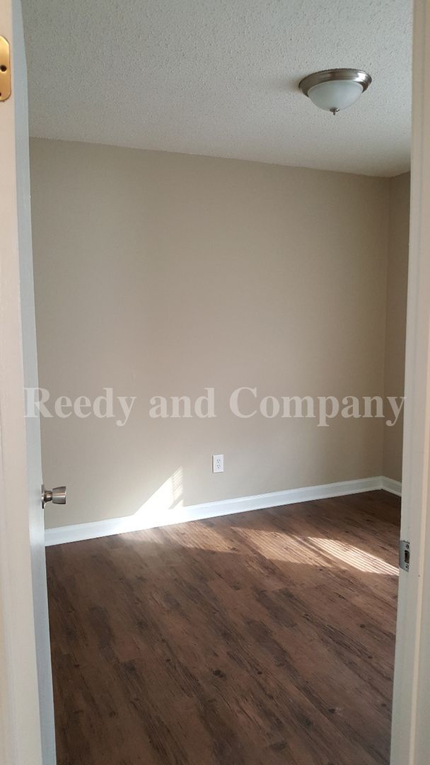 Building Photo - 4236 Rosewind Cir