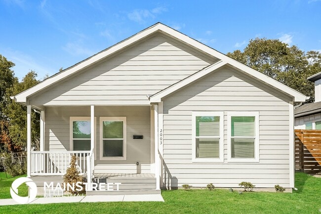 Building Photo - 2003 E Overton Rd