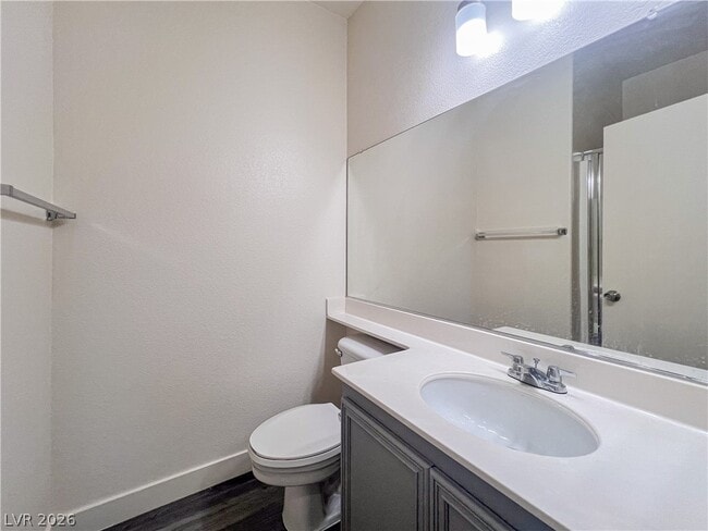 Building Photo - 8913 Kingswood Dr