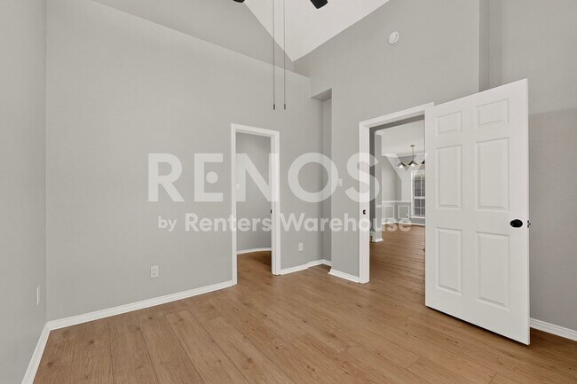 Building Photo - 619 Ridgemont Dr