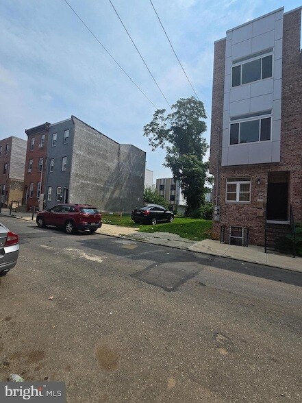 Building Photo - 2139 N 9th St