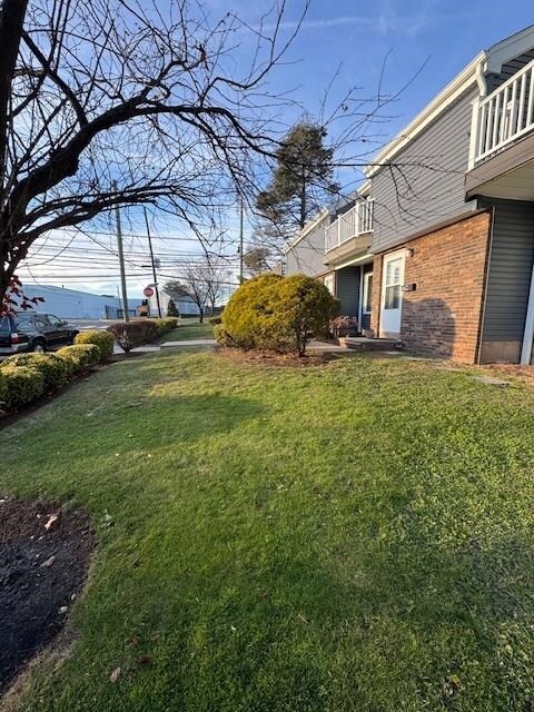 Building Photo - 190 Charles St