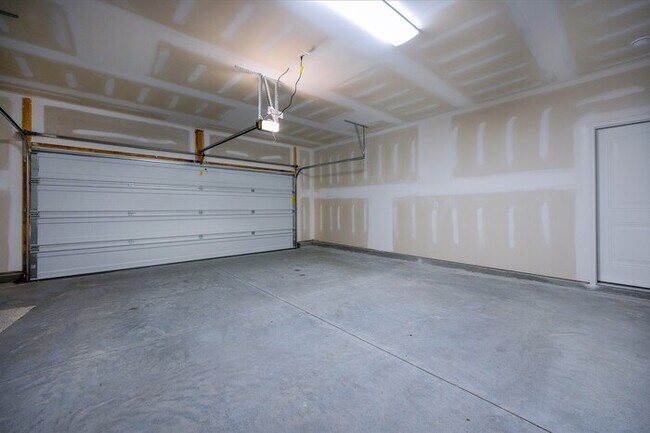 Building Photo - 5305 Carnegie Rd