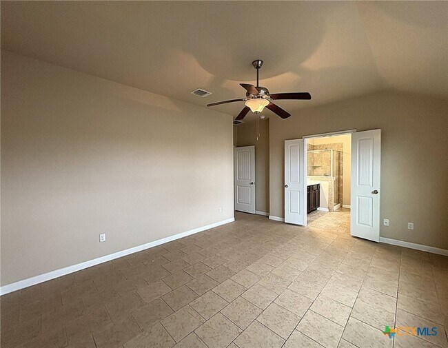 Building Photo - 3807 Flatrock Mountain Dr