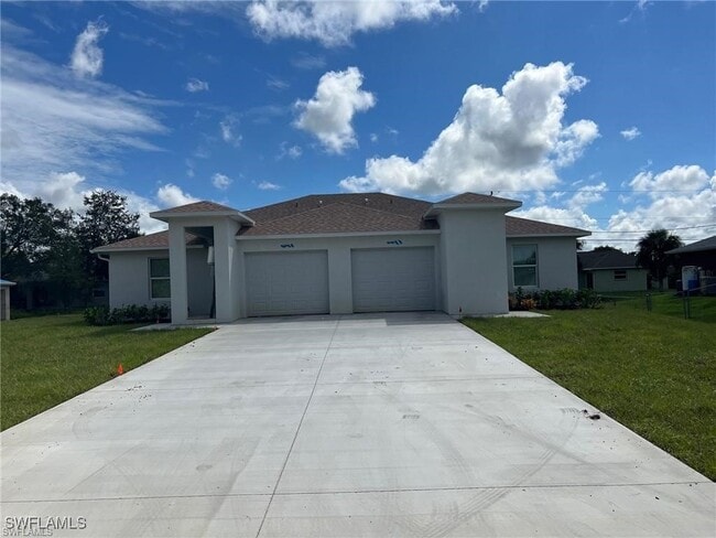 Building Photo - 6064 Laurelwood Dr