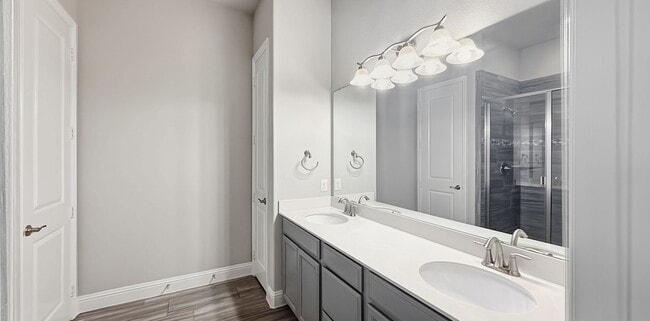 Building Photo - 5518 Liberty Dr
