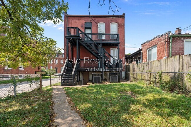Building Photo - 2928 Texas Ave