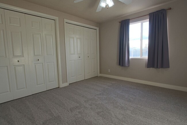 Building Photo - Downtown Washington - (Approved) Pet Optional