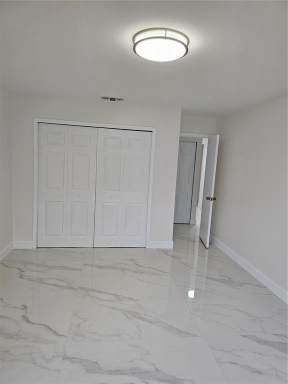 Building Photo - 3800 NW 110th Ave