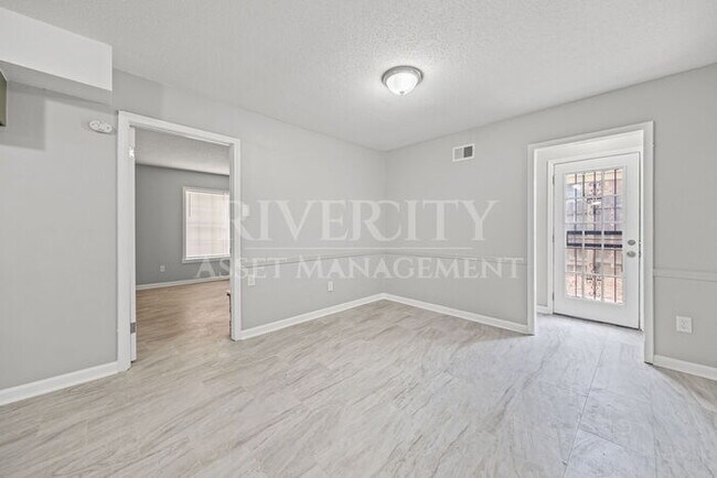 Building Photo - A Must See!!!!! Section 8 Friendly & Ready...