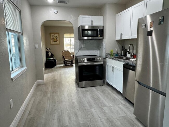 Building Photo - 3114 58th Ave N